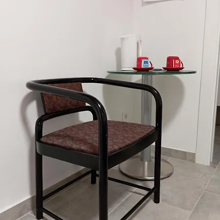 Maldera-case Vacanza-loft- Loft Queen Specchio تراني