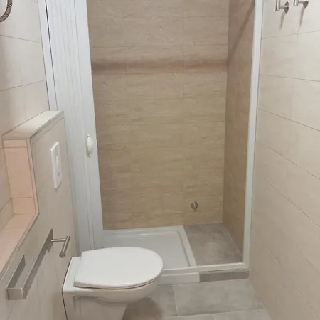 Maldera-case Vacanza-loft- Loft Queen Specchio Trani