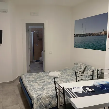 Penzion Maldera-case Vacanza-loft- Loft Queen Specchio Trani