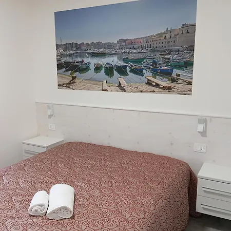 Maldera-case Vacanza-loft- Loft Queen Specchio Trani