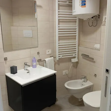 Maldera-case Vacanza-loft- Loft Queen Specchio Penzion